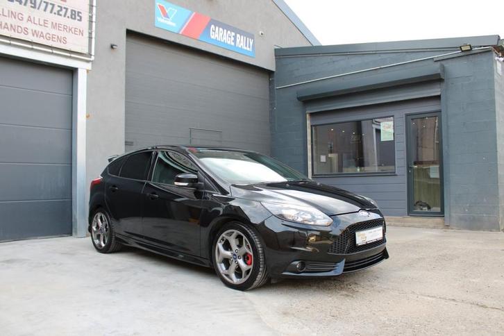Ford Focus ST (bj 2014), Auto's, Ford, Bedrijf, Te koop, Focus, ABS, Achteruitrijcamera, Airbags, Airconditioning, Alarm, Bluetooth