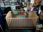 Baby bed met matras, Enfants & Bébés, Chambre d'enfant | Meubles Autre, Enlèvement