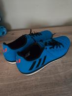 Zaalvoetbal Adidas, Ophalen