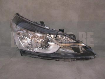 Koplamp Toyota Verso Facelift Standaard Lens 13-18 RH 81130- beschikbaar voor biedingen