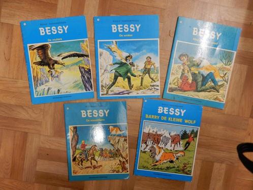jw0822: 5 strips van Bessy.  strips in gebruikte staat, Boeken, Stripverhalen, Gelezen, Meerdere stripboeken, Ophalen of Verzenden