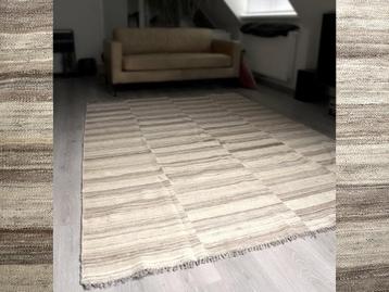 kelim 240x170 beschikbaar voor biedingen