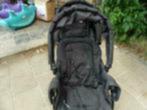 poussette jumeaux a servit  2 ans   a  raffraichir, Ophalen, Gebruikt