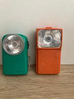 2 lampes de poche vintage années 70 Wonder, Caravanes & Camping, Lampes de poche, Enlèvement ou Envoi, Utilisé, Batterie