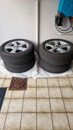 Te koop 4 winterbanden op  velg voor Ford  Kuga Titanium, Auto-onderdelen, Ophalen, 17 inch, Winterbanden, Band(en)