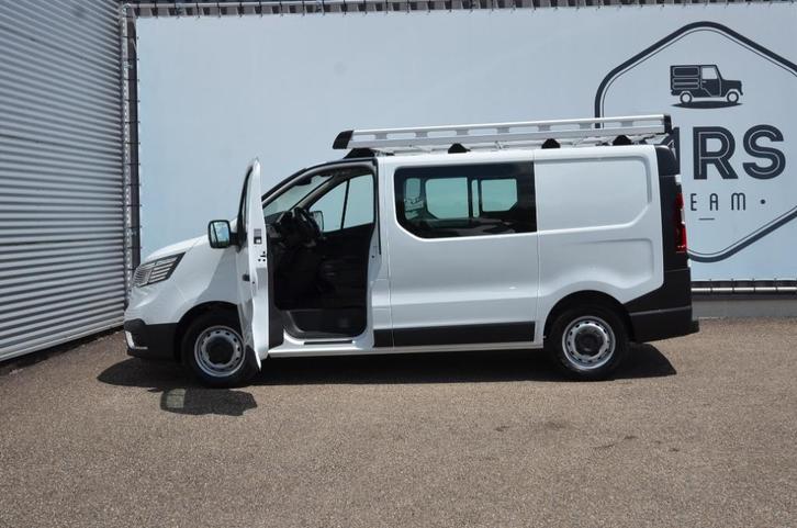 Renault Trafic 2.0DCI- L1- Cruise- Carplay- Nieuw- 24790+BTW, Auto's, Bestelwagens en Lichte vracht, Bedrijf, Te koop, ABS, Airconditioning