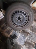 Auto winterbanden model mercedes cla uniroyal  205/55 R 16, Auto-onderdelen, Ophalen, Winterbanden, Velg(en)