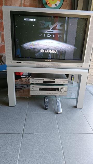 TV 30 inch, DVD speler, versterker en bijpassend meubel