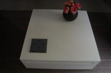 SALONTAFEL WIT beschikbaar voor biedingen