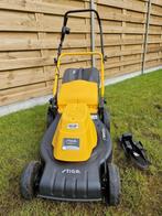 Elektrische Stiga-grasmaaier 1600W, Ophalen, Cirkelmaaier, Elektrische grasmaaier, Zo goed als nieuw