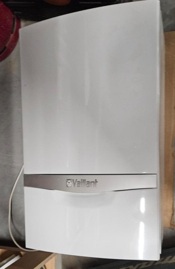vaillant EcoTec plus VC 306/5-5 (E-BE) R6-ketel, Doe-het-zelf en Bouw, Verwarming en Radiatoren, Zo goed als nieuw, Cv-ketel of Combi-ketel