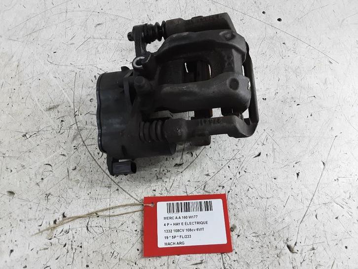 REMKLAUW LINKS ACHTER Mercedes-Benz A (177.0) (A2474230198), Auto-onderdelen, Remmen en Aandrijving, Mercedes-Benz, Gebruikt