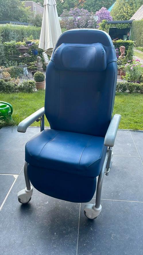 Geriatrische zetel Normandie met 4 wielen Vermeiren, Diversen, Rolstoelen, Zo goed als nieuw, Ophalen