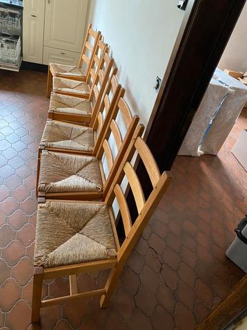 6 houten Stoelen - gratis beschikbaar voor biedingen