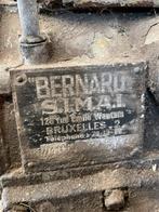 2 vieux moteurs Bernard Benton Mill, Bricolage & Construction, Moteurs, Enlèvement ou Envoi