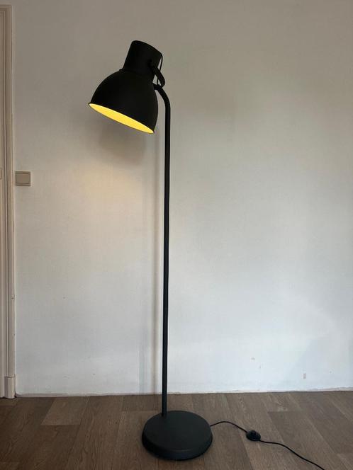 IKEA Hektar staanlamp, Huis en Inrichting, Lampen | Vloerlampen, Gebruikt, 150 tot 200 cm, Metaal, Ophalen