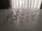 Drinkglazen  - Gezandstraalde glazen op voet ‘V.O. made in B, Verzamelen, Glas en Drinkglazen, Ophalen of Verzenden