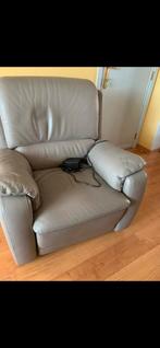 Elektrische relaxzetel leer, Huis en Inrichting, Zetels | Zetels en Chaises Longues, Ophalen, Zo goed als nieuw, Leer