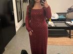 Belle robe bordeaux à la brillance subtile, Vêtements | Femmes, Envoi, Comme neuf, Taille 42/44 (L), Vêtements