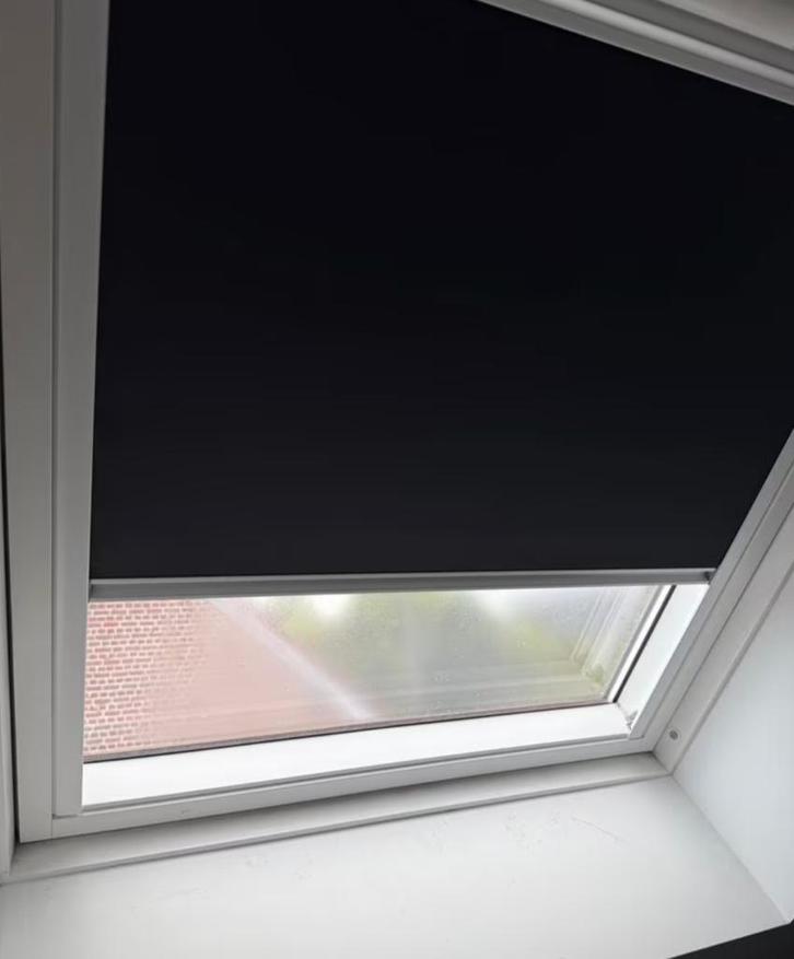 Verduisterend veluxgordijn DKL PK04, Huis en Inrichting, Stoffering | Gordijnen en Lamellen, Gebruikt, Zwart, Ophalen