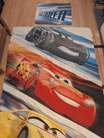 2 x Disney cars dekbedovertrekken beschikbaar voor biedingen
