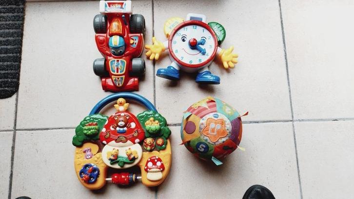 jouets pour bébés, Enfants & Bébés, Jouets | Jouets de bébé, Utilisé, Autres types, Sonore, À roulettes, Enlèvement