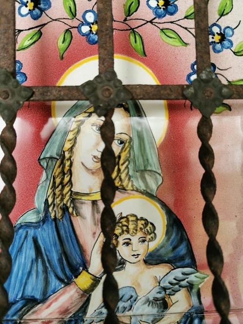 Autel de dévotion Ave Maria avec enfant et colombe de la pai, Collections, Religion, Utilisé, Christianisme | Catholique, Image