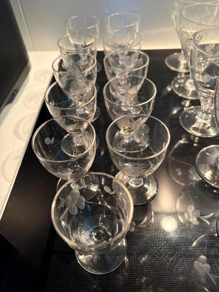 Oud glasservies, Collections, Verres & Petits Verres, Utilisé, Verres et Verres à shot, Enlèvement