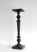 Victorian black carved wood plinth - Art Nouveau Piedestal, Huis en Inrichting, Ophalen