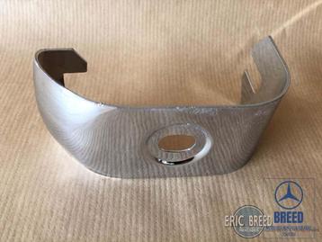 NOS afdekplaatje voorbumper Mercedes W114 W115 (/8) RP beschikbaar voor biedingen