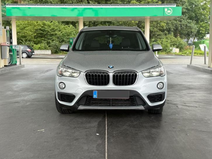 BMW X1 sDrive18i 2018, Auto's, BMW, Particulier, X1, Benzine, 5 deurs, Automaat, Zilver of Grijs, Ophalen