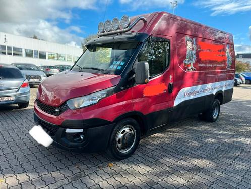 Iveco daily 35c15, Autos, Camionnettes & Utilitaires, Entreprise, Vitres électriques, Iveco, Diesel, Euro 5, 5 portes, Boîte manuelle