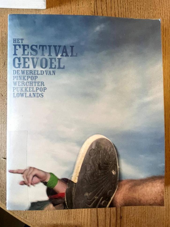 De Wereld Van Pinkpop, Werchter, Pukkelpop, en Lowlands, Livres, Musique, Comme neuf, Général, Enlèvement ou Envoi