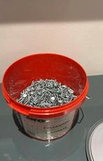 Iko galvaniseerd verzinkte grind nagel nog half voll emmer, Ophalen of Verzenden, Nieuw