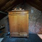 Antiquité Armoire en bon état, Enlèvement