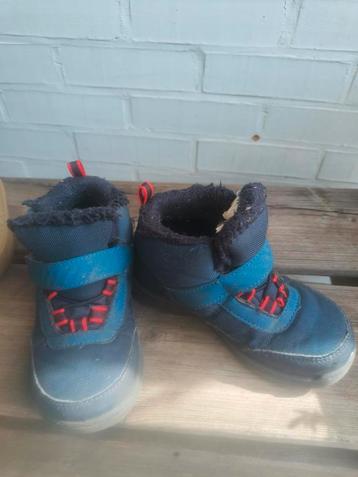 Buiten speel schoenen  beschikbaar voor biedingen