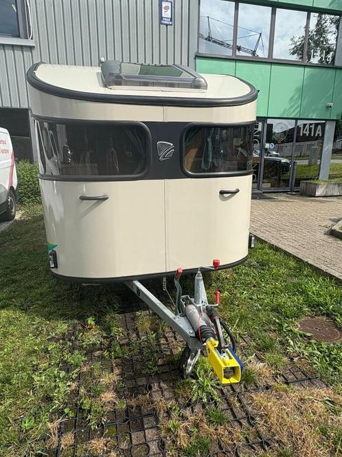 Caravan  Carpento 360 – zo goed als nieuw!, Caravans en Kamperen, Caravans, Particulier, tot en met 4, Omvormbare zithoek, Stapelbed