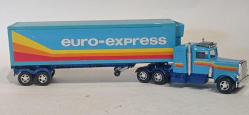 MATCHBOX  (GEEN DINKY) PERERBILT EURO EXPRESS, Hobby en Vrije tijd, Modelauto's | 1:43, Zo goed als nieuw, Bus of Vrachtwagen