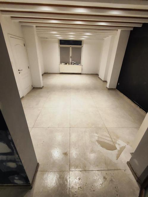 Carreleur et revêtement sol, Diensten en Vakmensen, Stukadoors en Tegelzetters