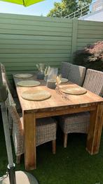 Prachtige teak tafel met 6 rieten stoelen, Tuin en Terras, Ophalen, Zo goed als nieuw, Teakhout, 6 zitplaatsen