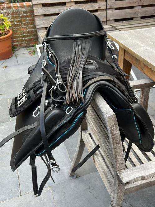 paardenzadel IBEROSATTEL, Dieren en Toebehoren, Paarden en Pony's | Zadels, Nieuw, Dressuur, Ophalen