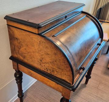 Antieke secretaire mahonie hout beschikbaar voor biedingen