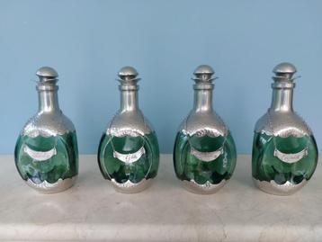 Carafes anciennes en verre étain KDM beschikbaar voor biedingen