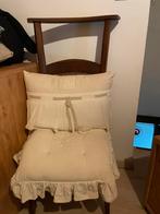 Chaise d’église avec coussins