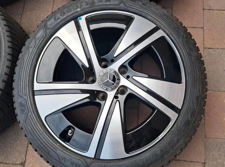 Mercedes velgen Original V Klasse en Vito winter banden, Auto-onderdelen, Banden en Velgen, Banden en Velgen, Winterbanden, 17 inch