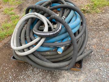 2” slangen en andere beschikbaar voor biedingen