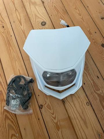 Koplamp beschikbaar voor biedingen