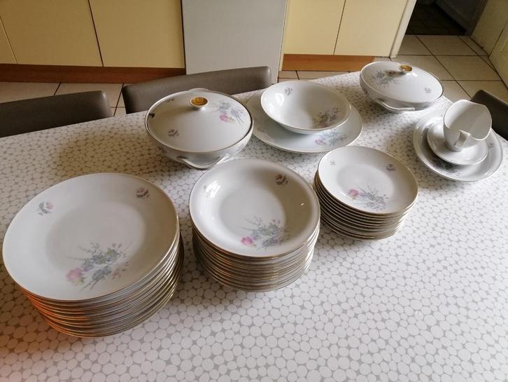 Service de table 40 pièces Mitterteich Bavaria, Antiquités & Art, Antiquités | Services (vaisselle) complet, Enlèvement