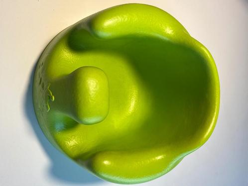 Bumbo stoel + tafel, Kinderen en Baby's, Kinderkamer | Tafels en Stoelen, Zo goed als nieuw, Tafel(s) en Stoel(en), Ophalen