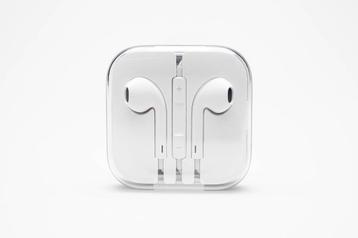 Apple oortjes met afstandsbediening (NIEUW) beschikbaar voor biedingen
